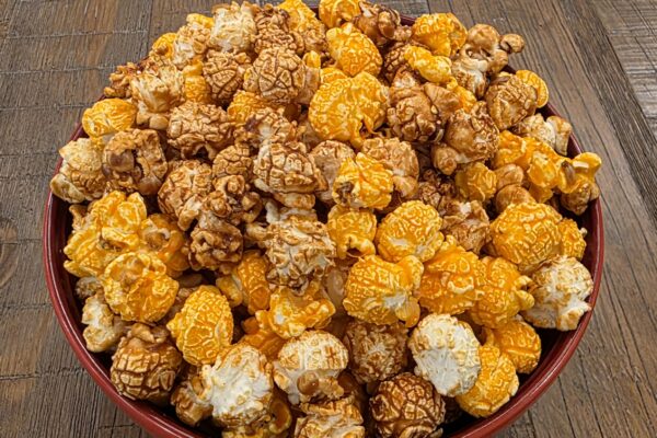 crazy-dog-kettle-corn-caramel-cheddar